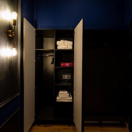 Boutique Hotel Cocosul De Aur Târgu-Mureş Exteriör bild