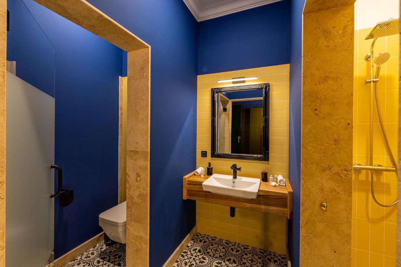 Boutique Hotel Cocosul De Aur Târgu-Mureş Exteriör bild