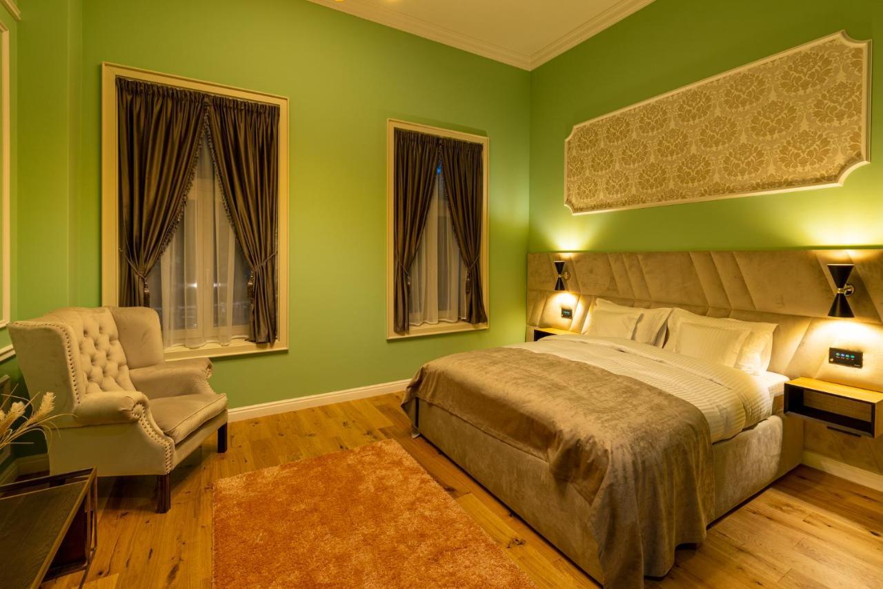 Boutique Hotel Cocosul De Aur Târgu-Mureş Exteriör bild