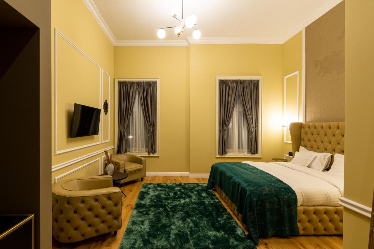 Boutique Hotel Cocosul De Aur Târgu-Mureş Exteriör bild