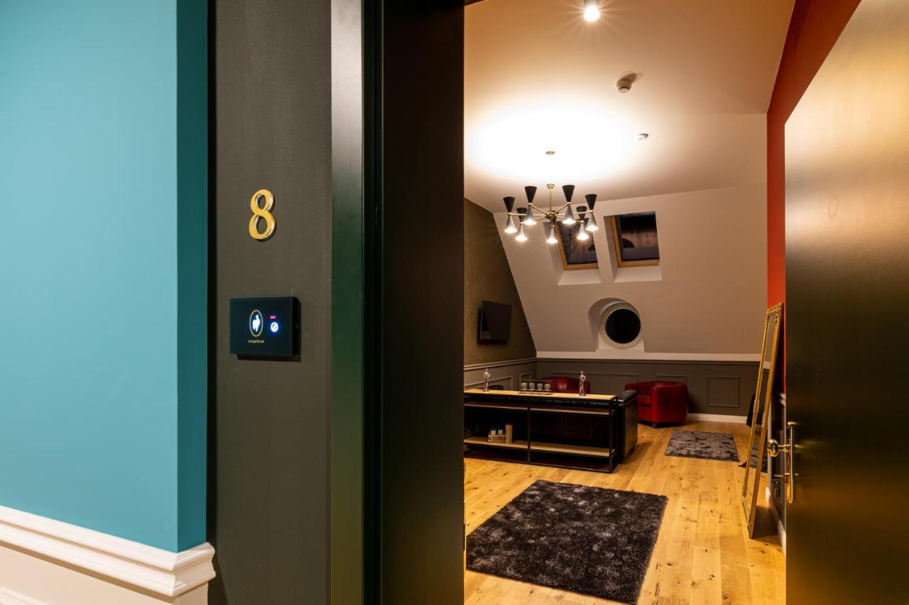 Boutique Hotel Cocosul De Aur Târgu-Mureş Exteriör bild