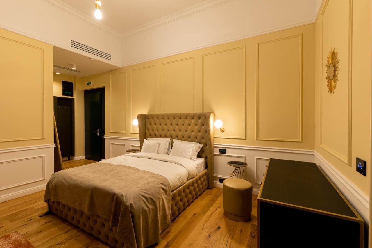 Boutique Hotel Cocosul De Aur Târgu-Mureş Exteriör bild