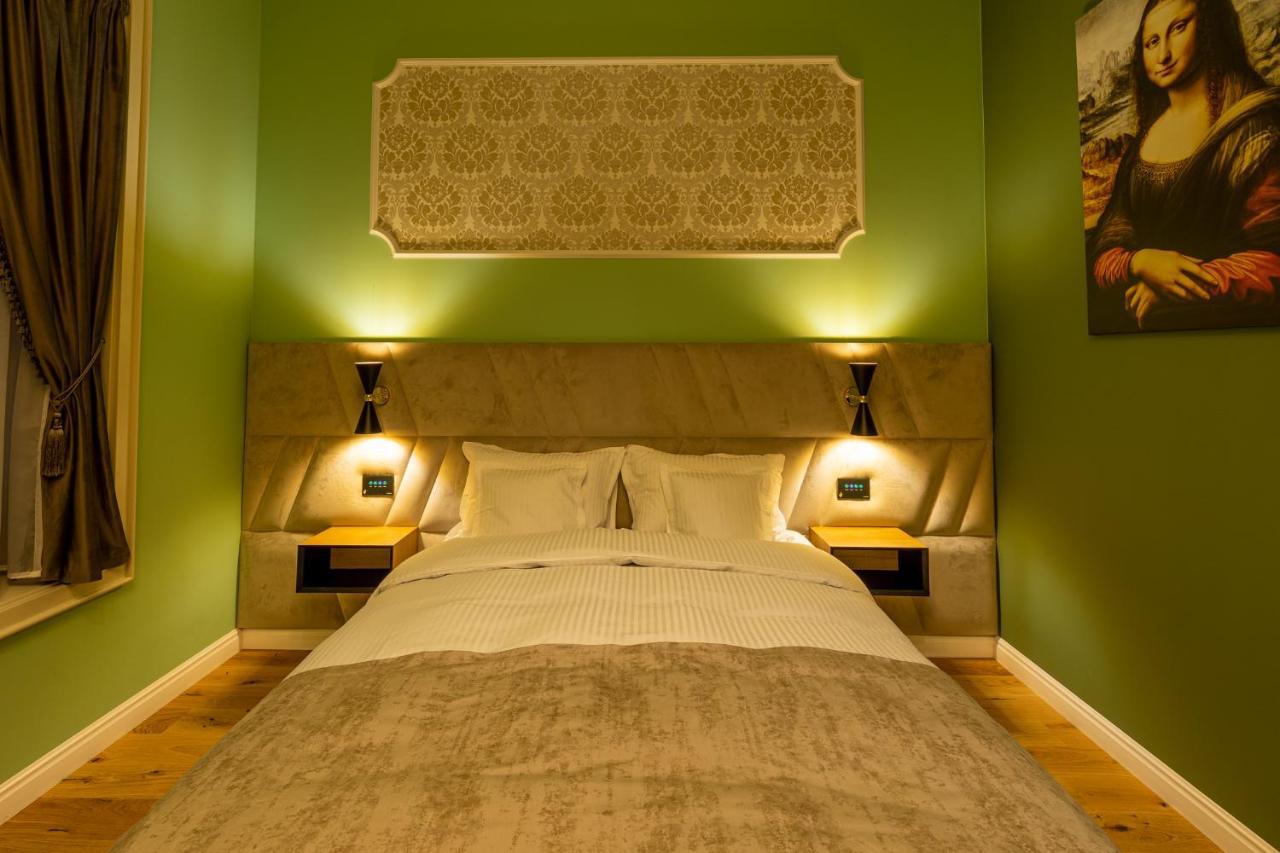 Boutique Hotel Cocosul De Aur Târgu-Mureş Exteriör bild