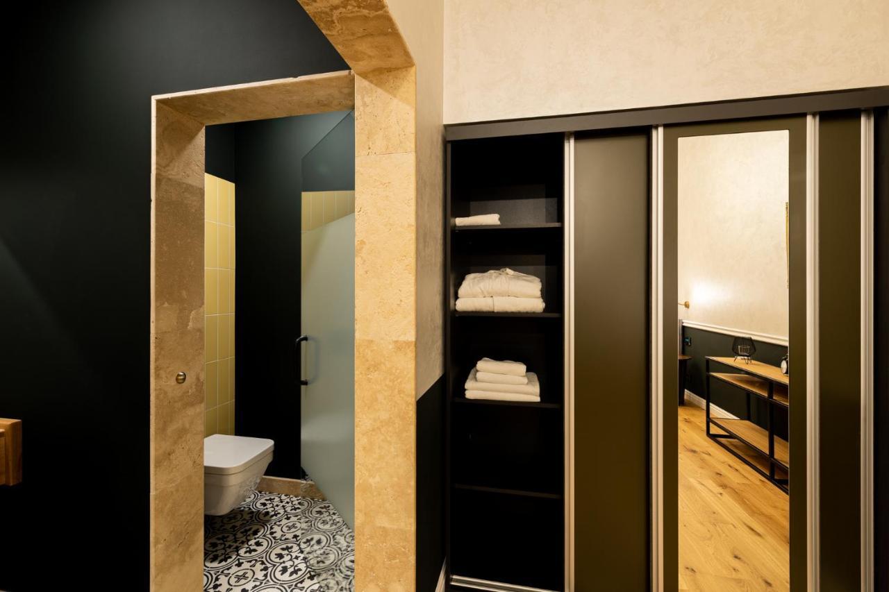 Boutique Hotel Cocosul De Aur Târgu-Mureş Exteriör bild